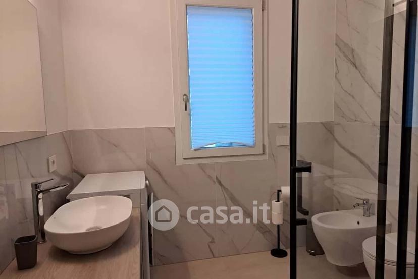 Bilocale in Via Bellinzona 52 — foto 17 di 20