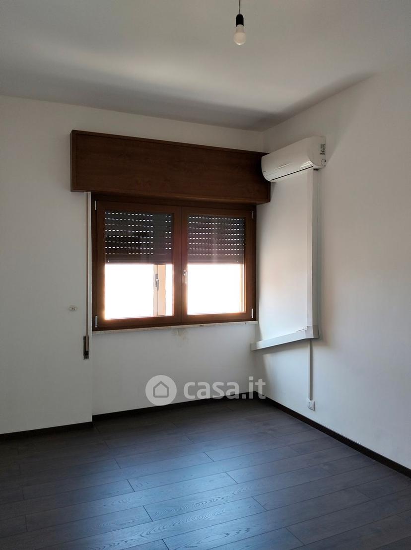 Quadrilocale in Via Villini Svizzeri — foto 10 di 34