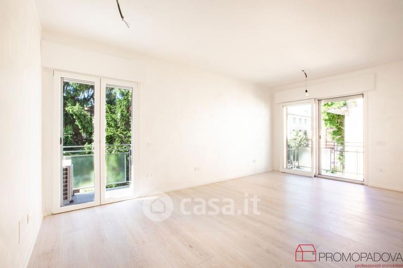Appartamento in Via Rimini — foto 11 di 35