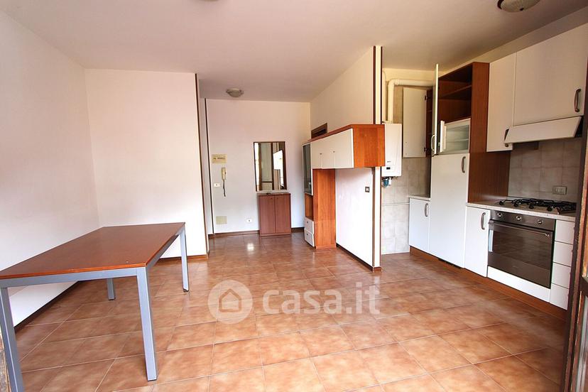 Quadrilocale in Via A. Zanasi — foto 2 di 27