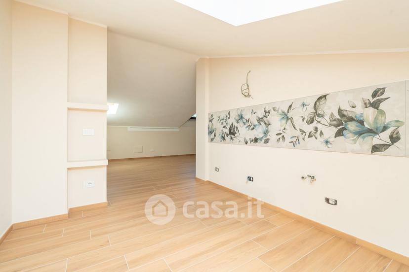 Trilocale in Viale Stazione 22 — foto 11 di 24