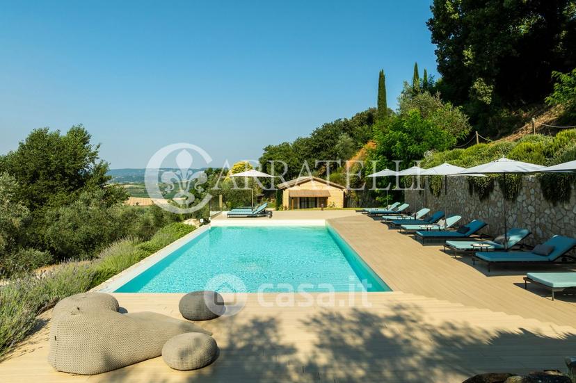 Villa in Via degli Olmi 10 — foto 16 di 62