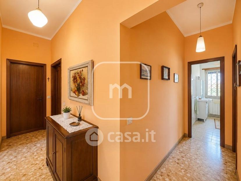 Trilocale in Via Agugliano
