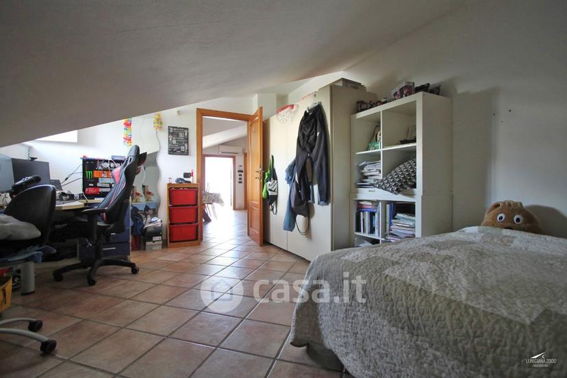 Villa in Viale Monzoni 19 — foto 35 di 44