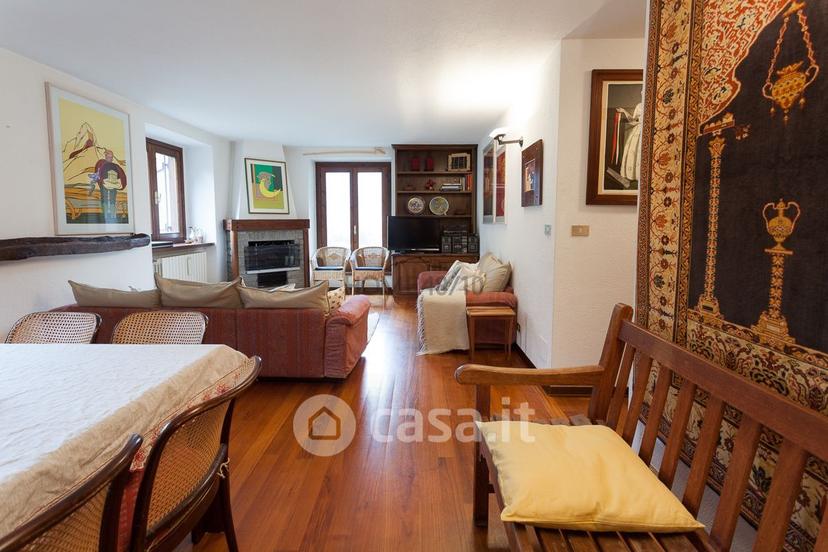 Quadrilocale in Strada del Villair 44 — foto 3 di 57
