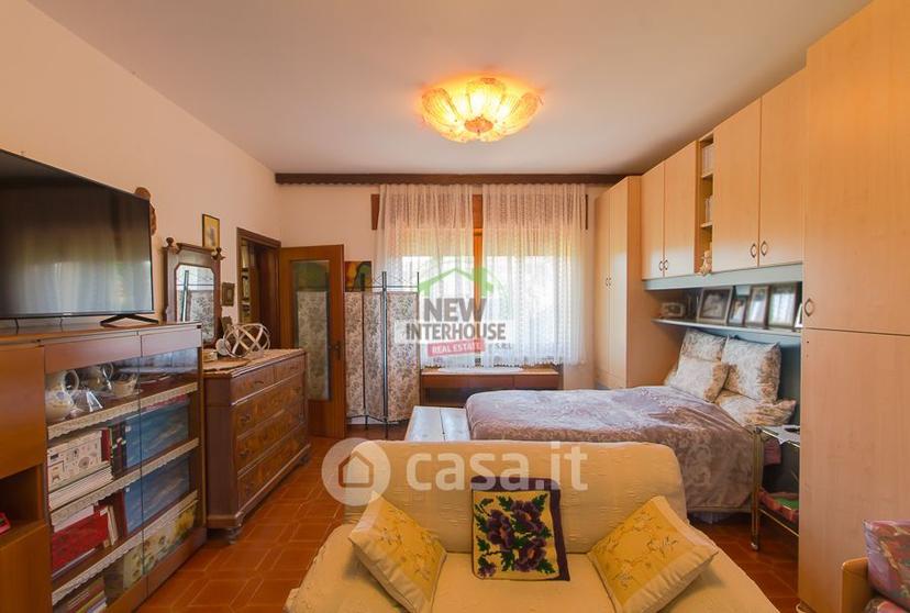 Quadrilocale in Via San Martino 80 — foto 12 di 27