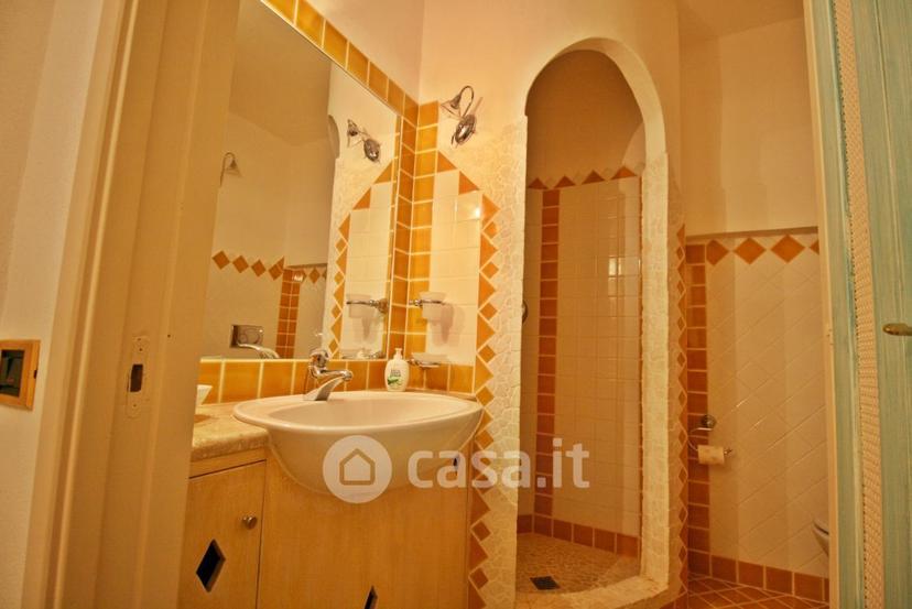 Trilocale in Via dei Velieri 5 — foto 30 di 55
