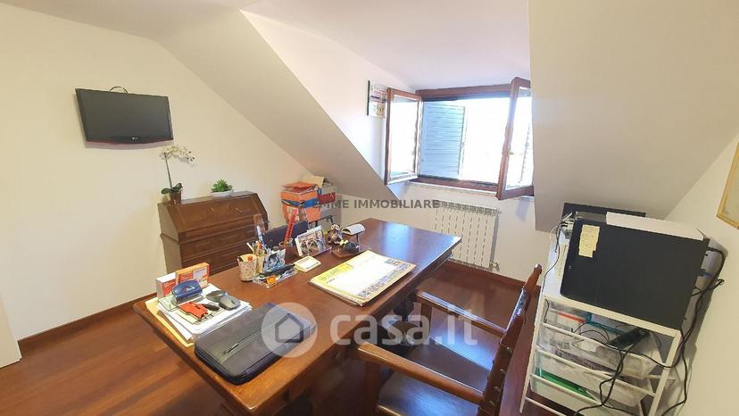 Villa in Via delle Begonie — foto 27 di 29