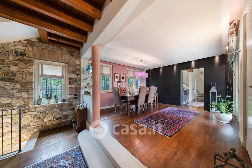 Villa in Via Sirmione 1 — foto 6 di 33