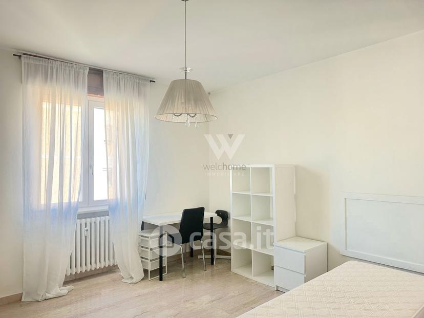 Quadrilocale in Via Francesco Crispi 48 — foto 2 di 16