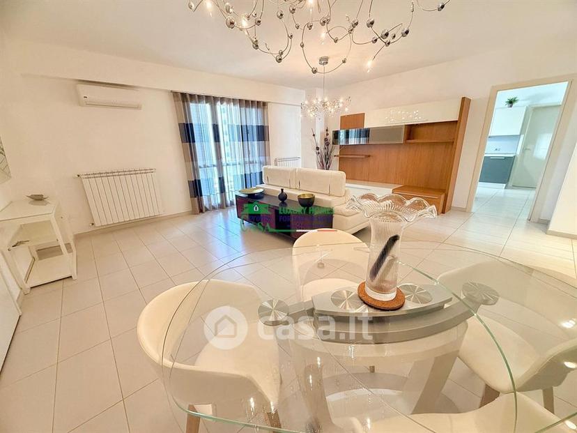 Appartamento in Via Aldo Licitra — foto 13 di 33