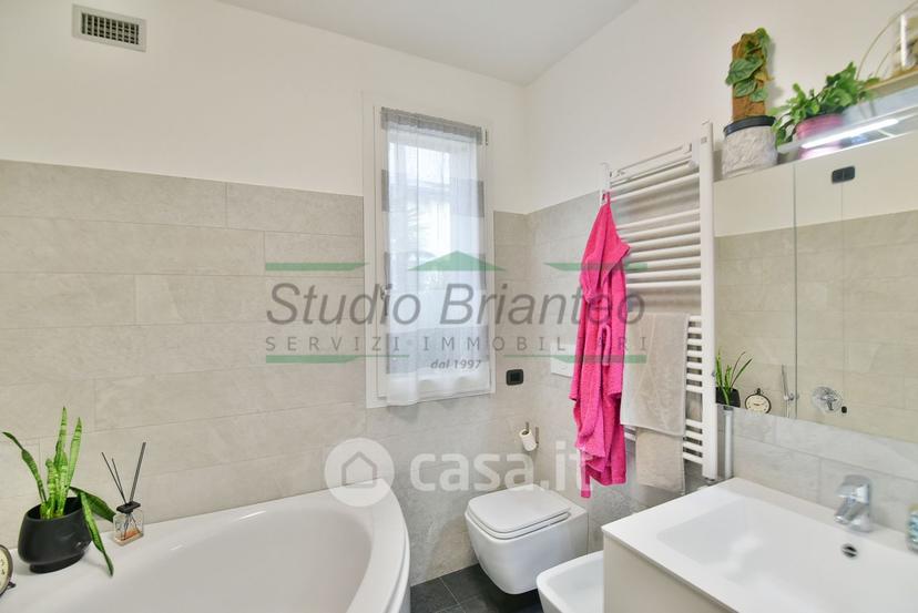 Trilocale in Via Don Carlo Gnocchi — foto 14 di 39