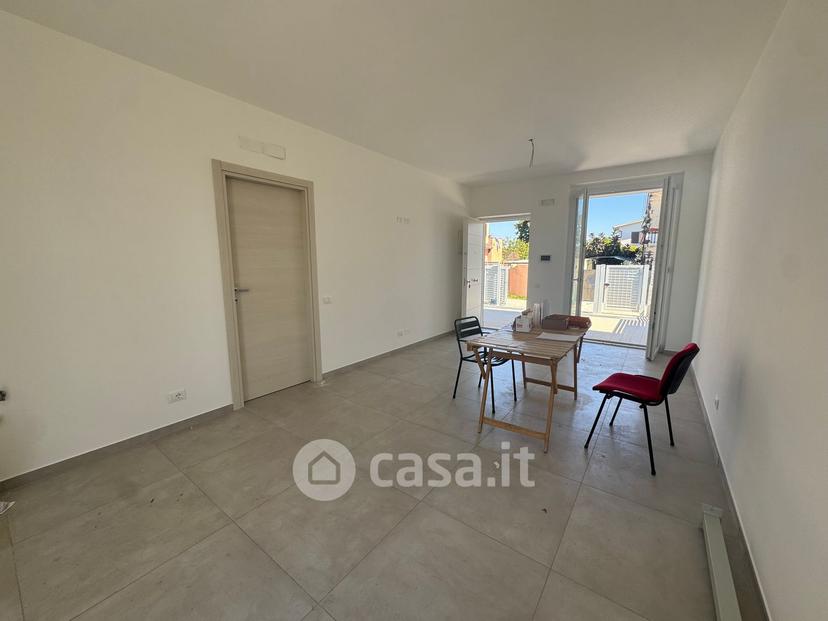 Villa in Via Terracina 58 — foto 3 di 61
