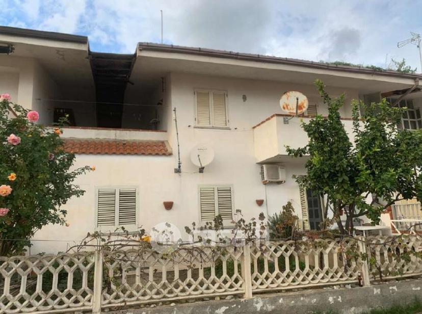 Trilocale in Contrada Pipedo — foto 7 di 32