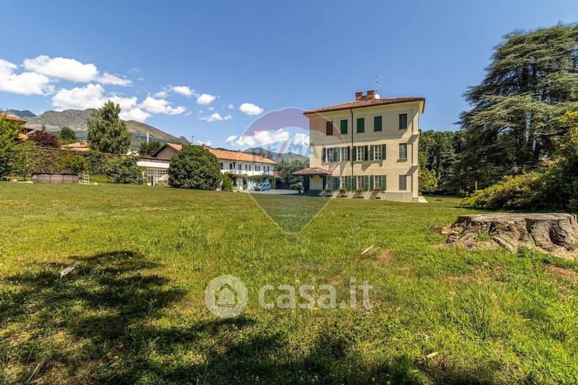 Villa in Via Ing. Bertola 1 — foto 3 di 132