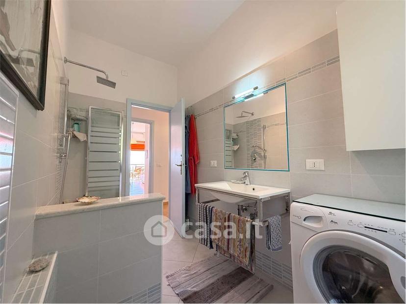 Appartamento in Viale delle Mimose 14 — foto 8 di 30