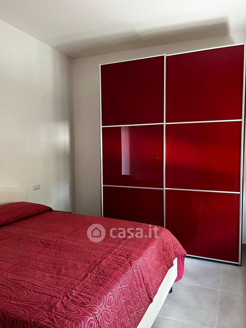 Stanza in Viale Vittorio Veneto 45 — foto 3 di 20