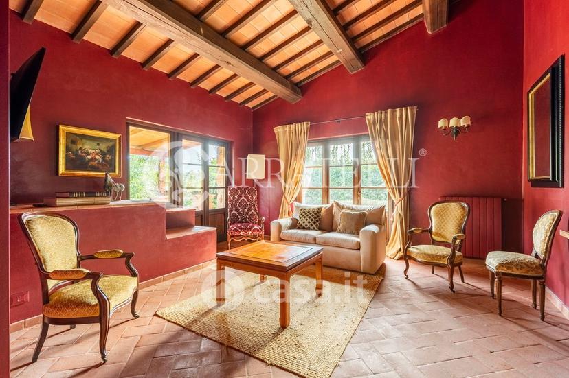 Villa in Località Fonte Guerra 62