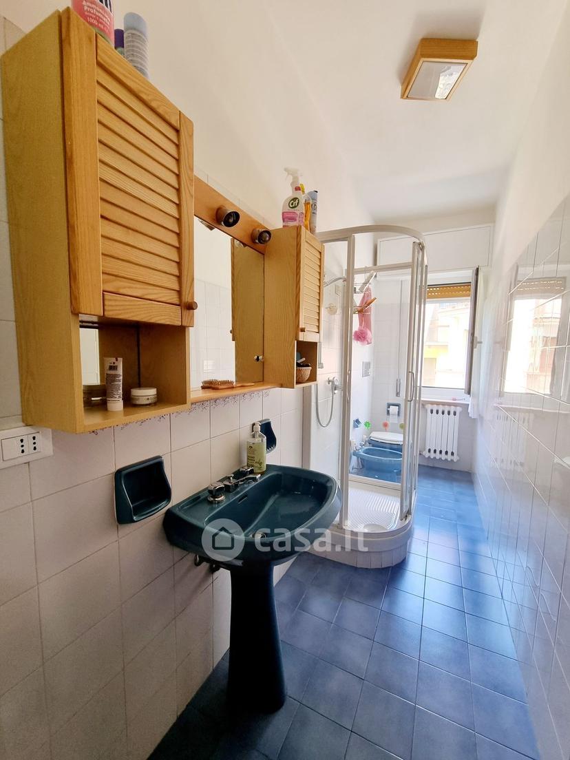 Quadrilocale in Via Liguria 1 — foto 22 di 31