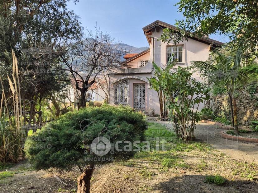 Villa in Regione San Rocco — foto 2 di 28