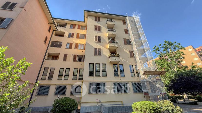 Bilocale in Via Benvenuto Cellini 13 — foto 9 di 50
