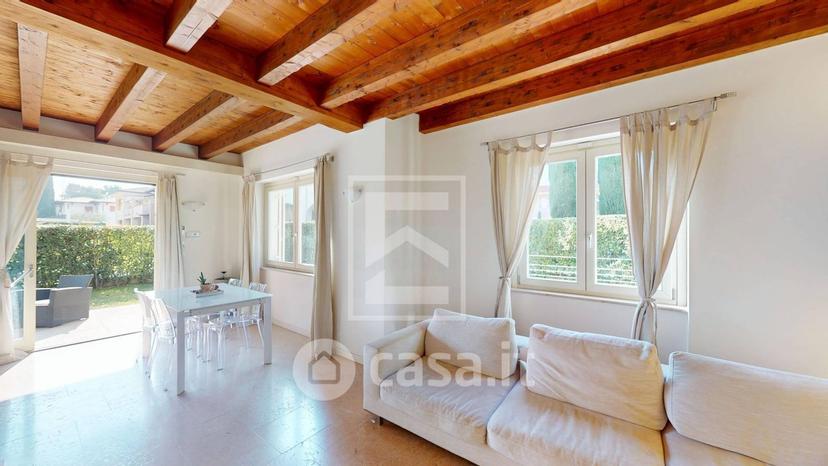 Villa in Via Atleti Azzurri d'Italia 19 — foto 11 di 34