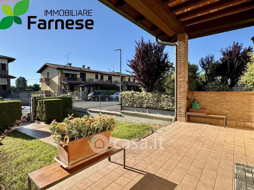 Villa in Via Nardo Pajella 17 — foto 2 di 54