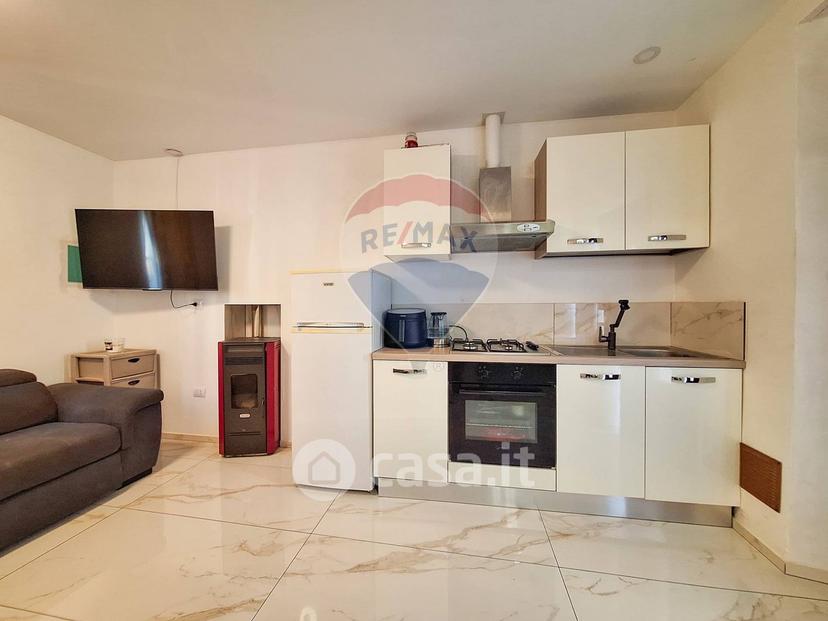 Bilocale in Via San Giulio 67 — foto 7 di 11