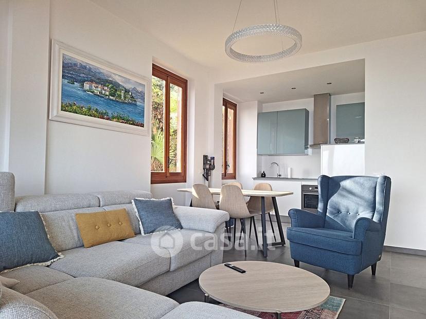 Trilocale in Via Vignolo 27 — foto 20 di 33