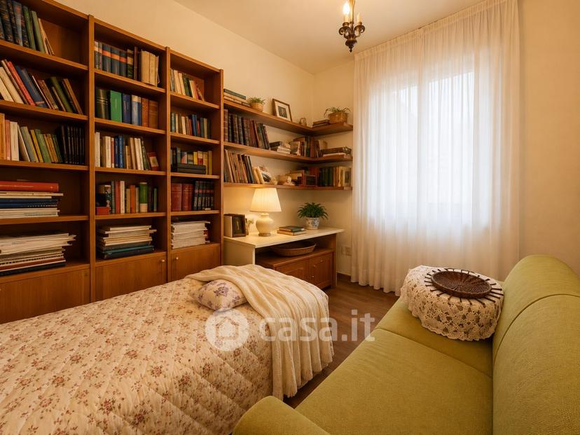 Villa in Via Zara — foto 17 di 47