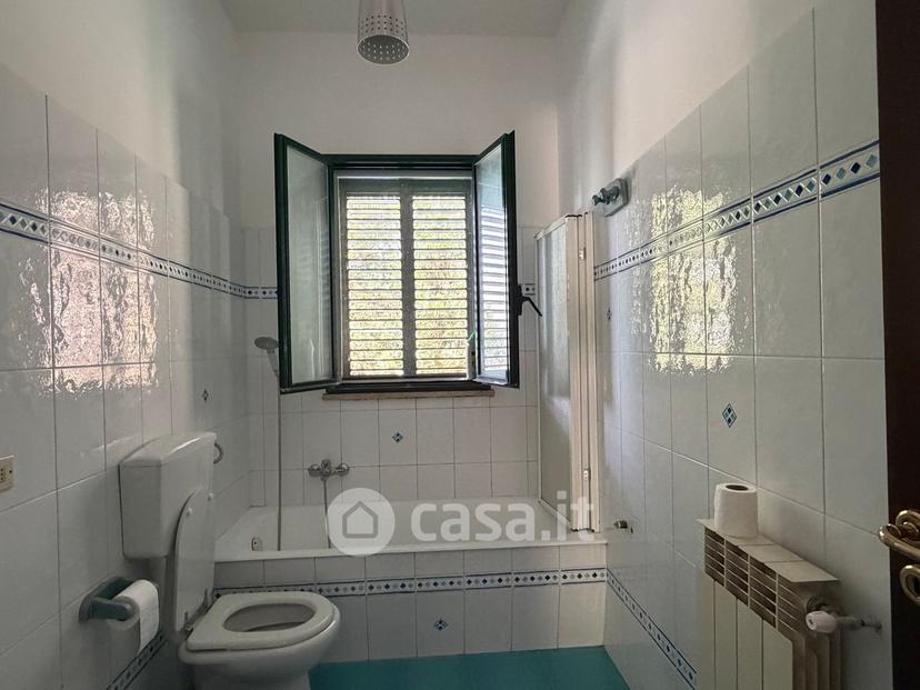 Quadrilocale in Via Due Fontane 92 — foto 7 di 16