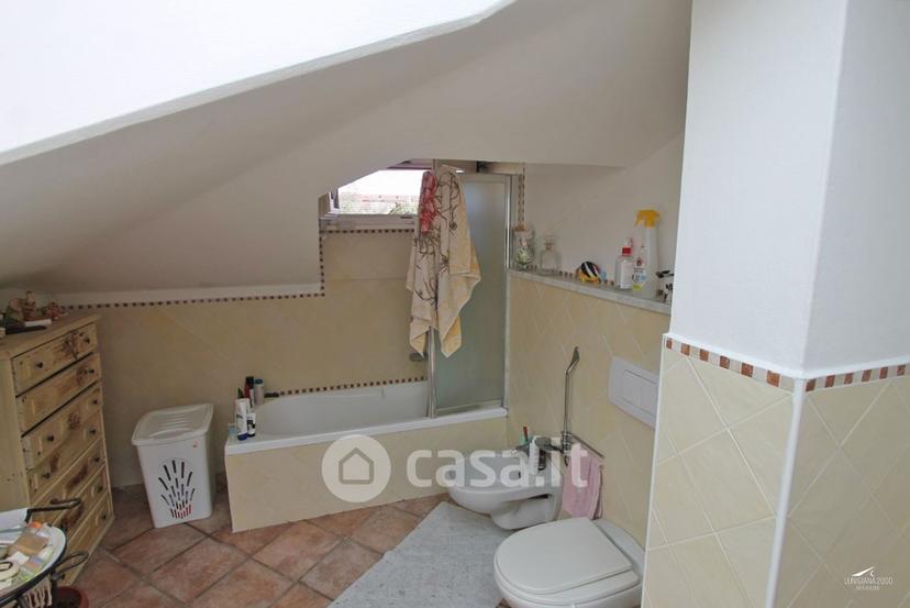 Villa in Viale Monzoni 19 — foto 31 di 44