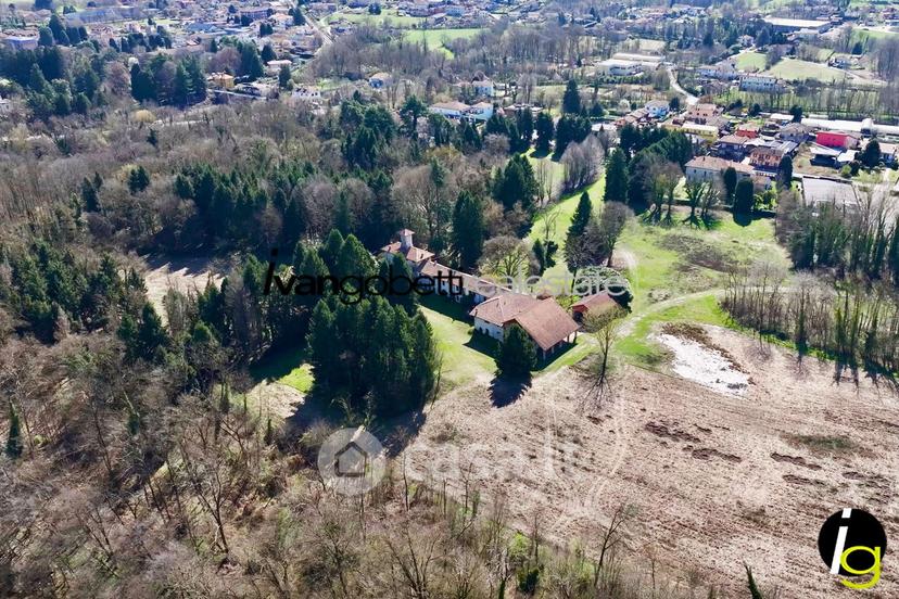 Villa in Via Sempione 13 — foto 39 di 40