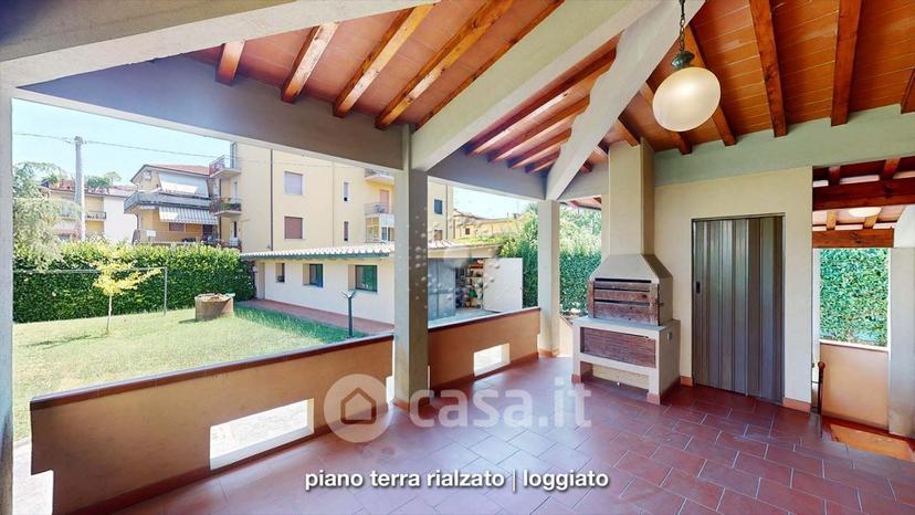 Villa in Via Arno 10 — foto 33 di 64