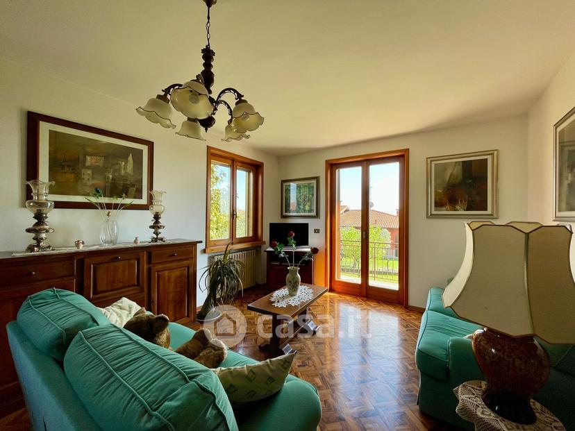 Villa in Via Isabella d'Este — foto 6 di 27