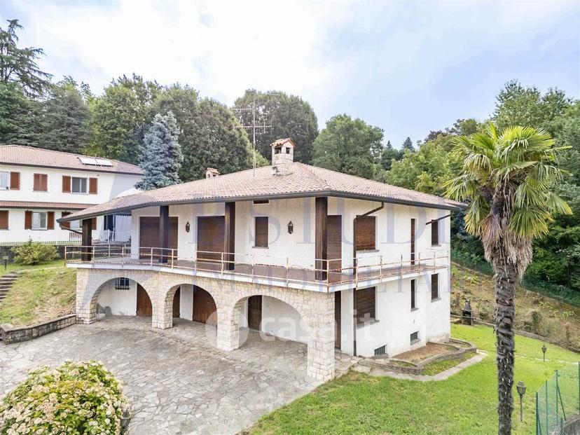 Villa in Via Don Ronchi 18 — foto 11 di 33