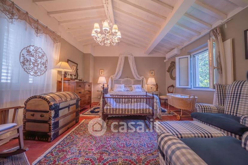 Villa in Via del Merlo — foto 2 di 99