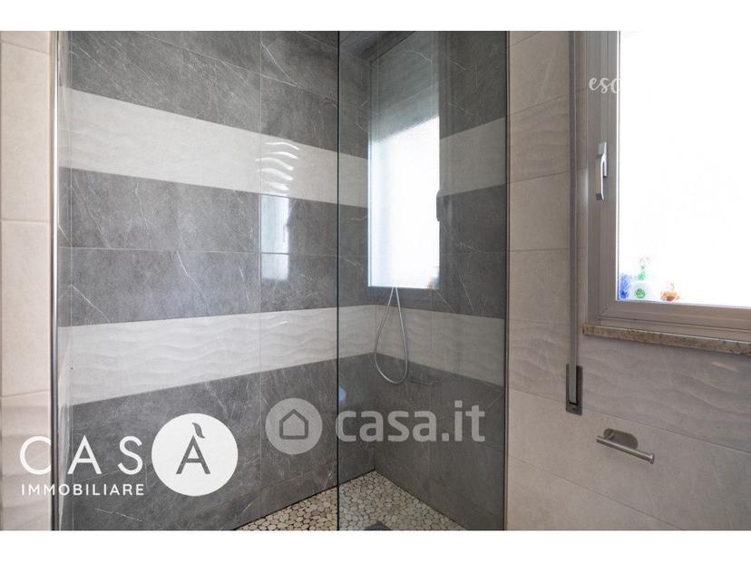 Trilocale in Via Maria Goia 4 — foto 19 di 24