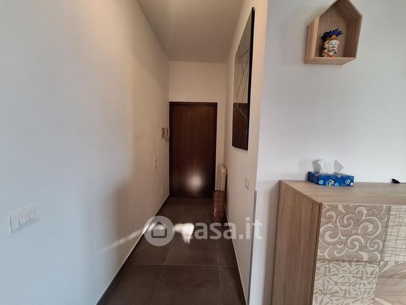 Trilocale in Via Vignolo 27 — foto 8 di 33