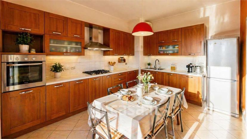 Trilocale in Via Cesare Battisti 81 — foto 6 di 25