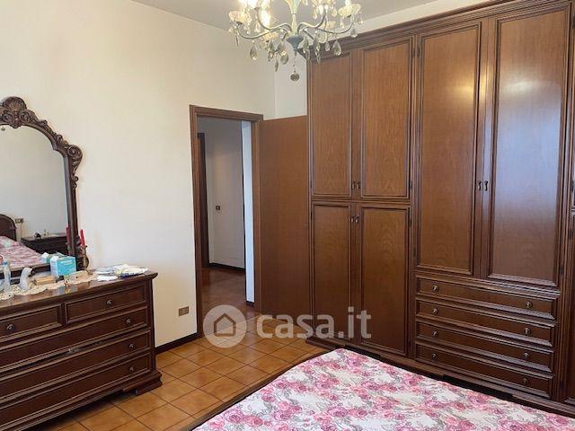Trilocale in Via Camillo Benso Conte di Cavour 22 — foto 24 di 24