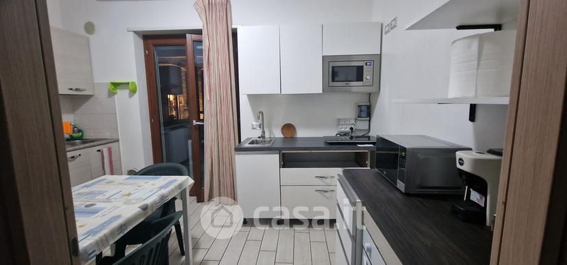 Stanza in Viale Cappuccini 3 — foto 7 di 43