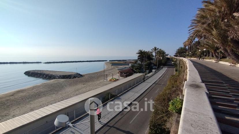 Trilocale in Via Pietro Agosti — foto 10 di 21
