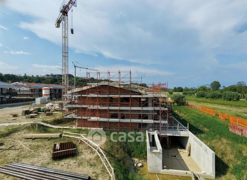 Trilocale in Via Costalunga — foto 22 di 38
