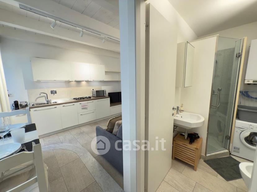 Bilocale in Via Vittorio Veneto 49 — foto 11 di 16