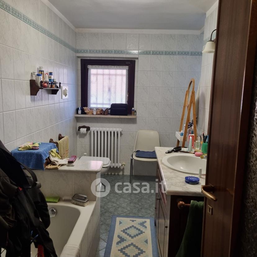 Villa in Via Ugo Foscolo 28 — foto 35 di 43