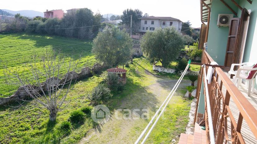 Villa in Pezzu E Oro — foto 13 di 27