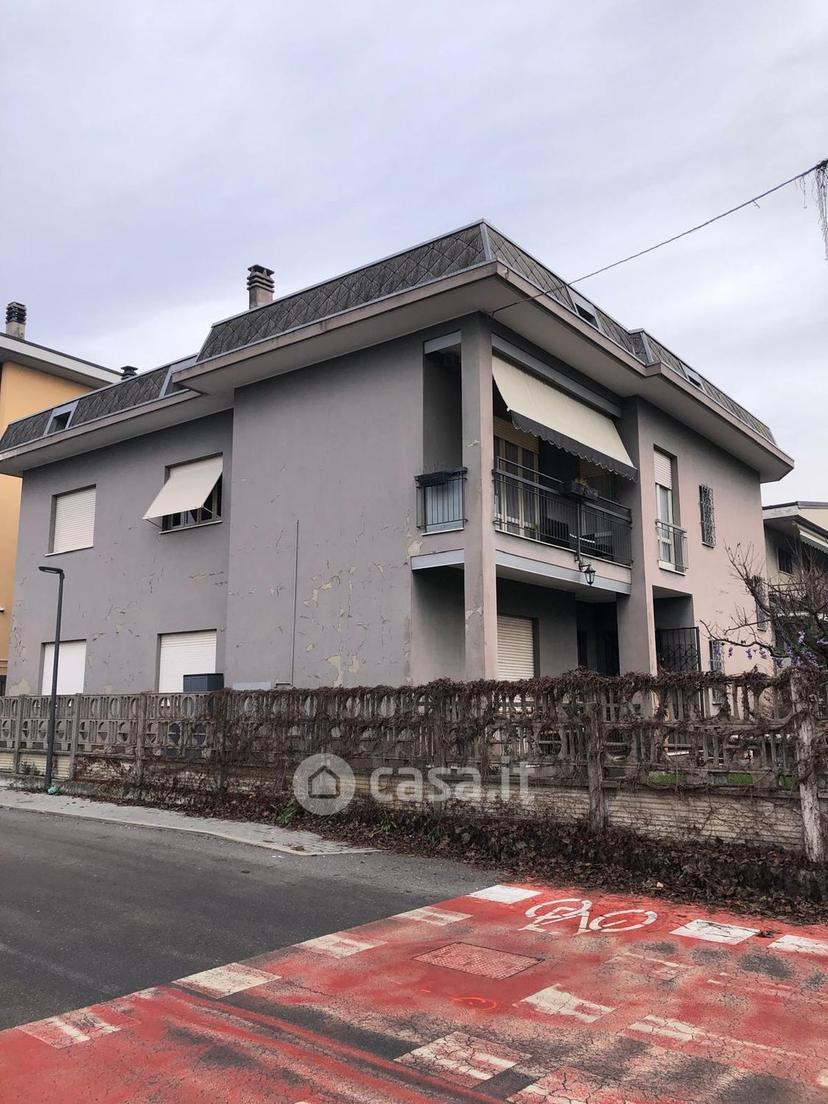 Quadrilocale in Via Piave 41 — foto 35 di 43