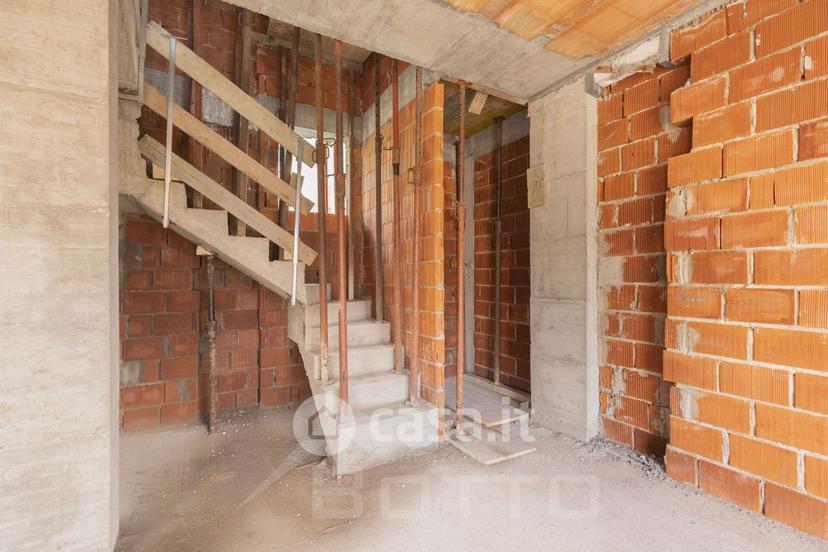 Villa in Vicolo Mergozzolo 20 — foto 11 di 48