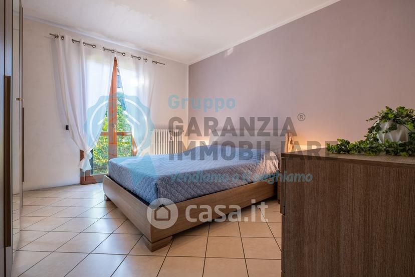Trilocale in Via della Valle 34 — foto 32 di 36